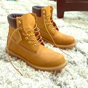 NWOT Waterproof Timerland Boots